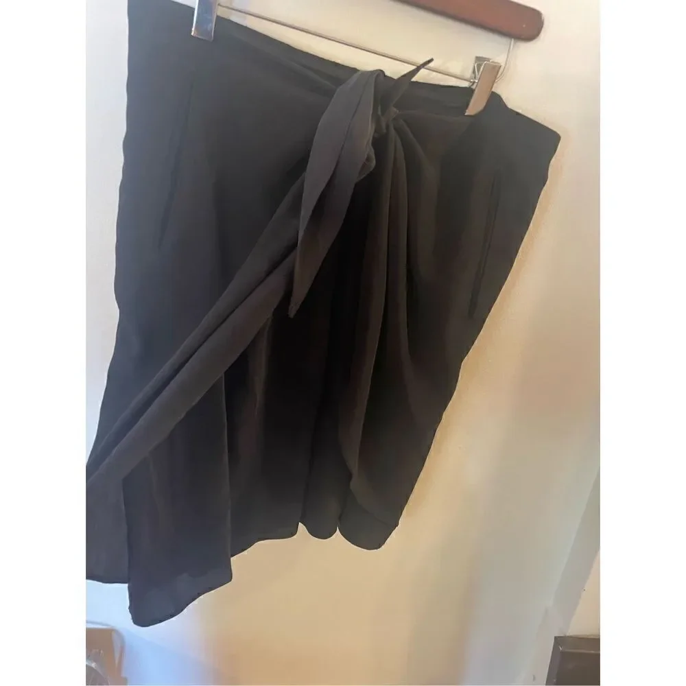 Black Saks 5th Avenue Skirt (SZ 10)